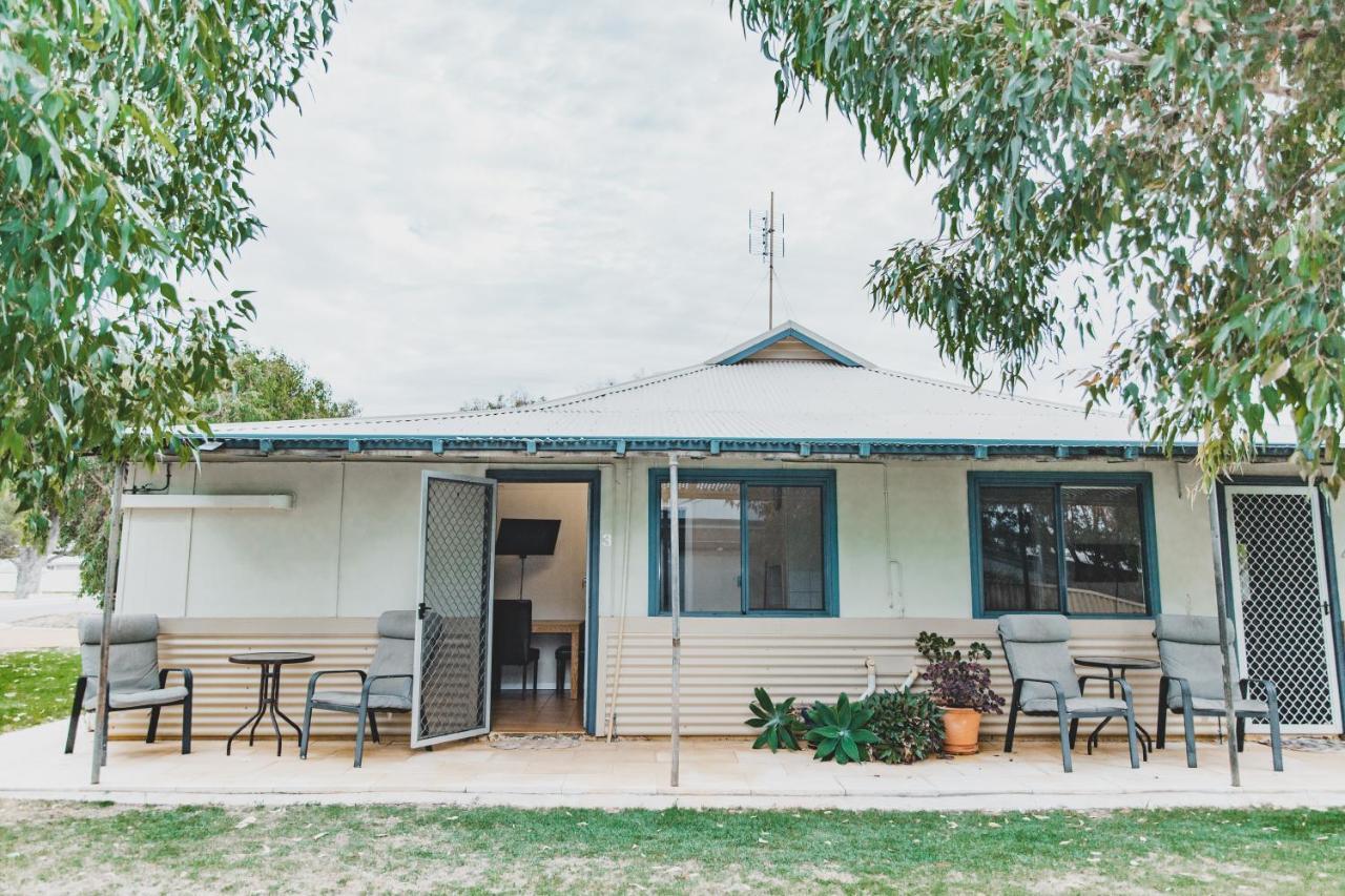 Dongara Hotel Motel Exteriér fotografie